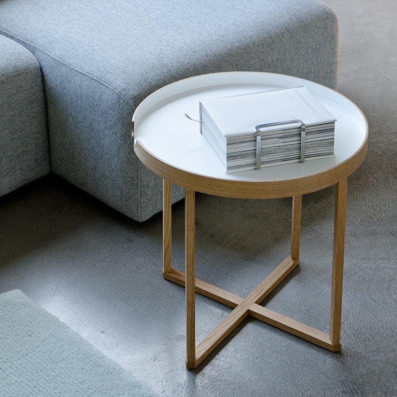 OAK ROUND SIDE TABLE | WIREWORKS