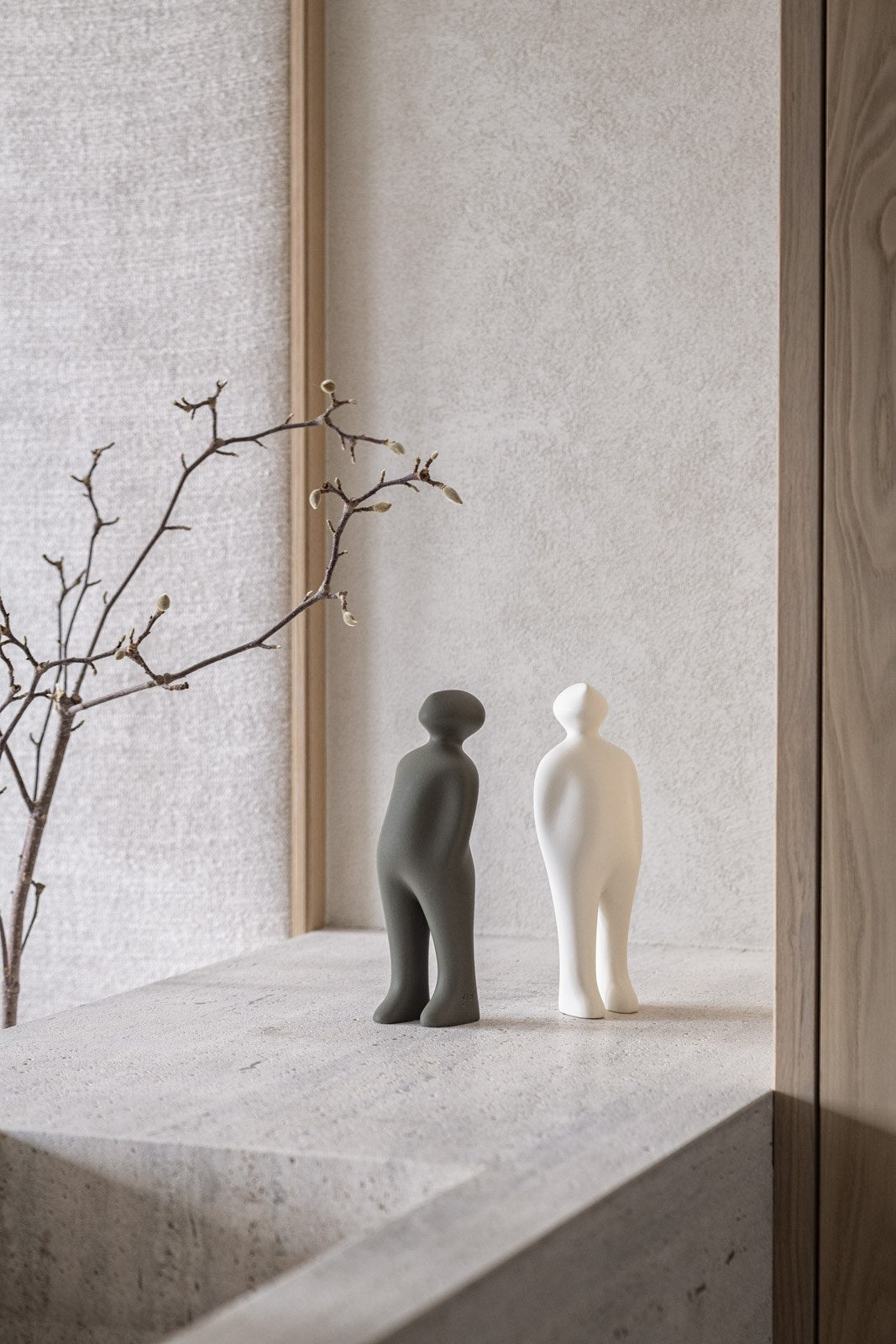 The Visitor small ceramic sculptures in White and Verde Oliva