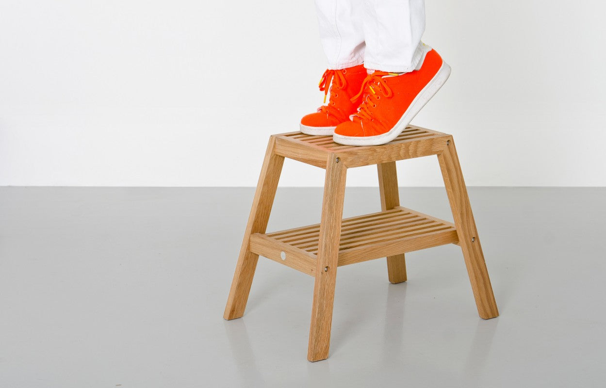 SLATTED STOOL | NATURAL OAK