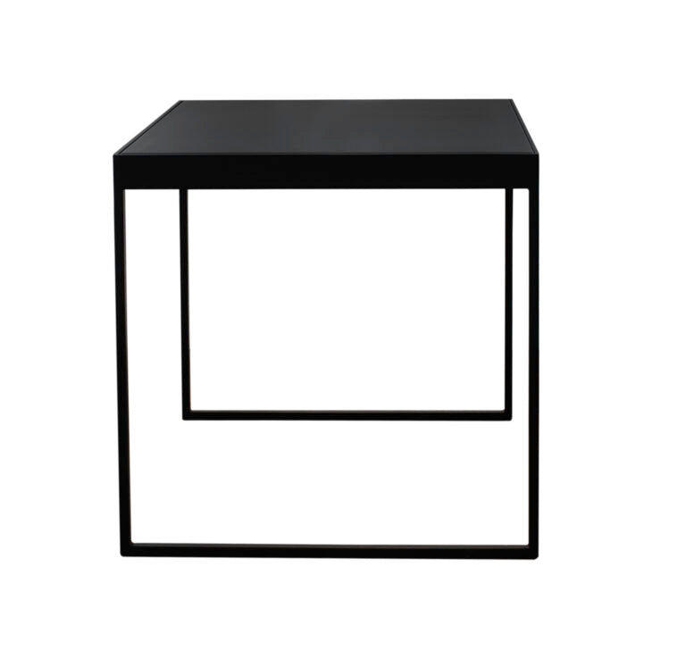 DIS COFFEE TABLE