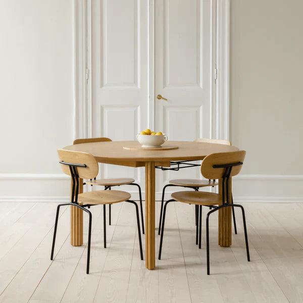 COMFORT CIRCLE | DINING TABLE WITH EXTENSION