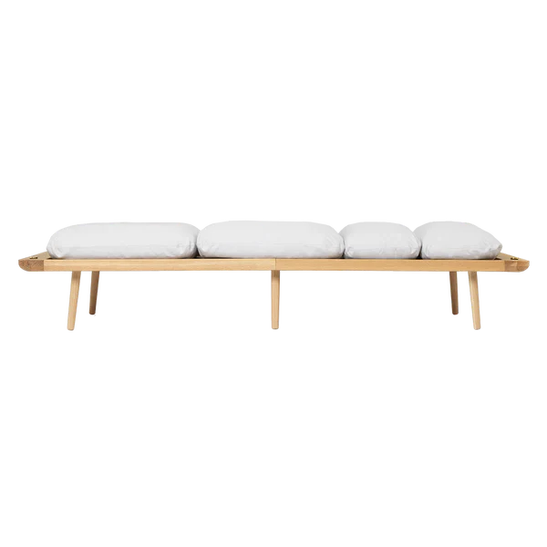 LOUNGE AROUND |  DAYBED, HORIZONS