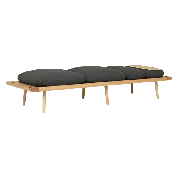 LOUNGE AROUND |  DAYBED, HORIZONS